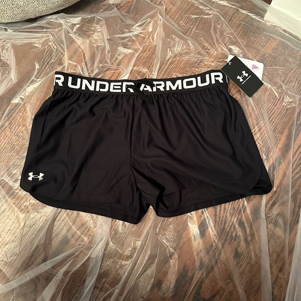 Under Armour Black Training Shorts Lightweight Stretchy Design